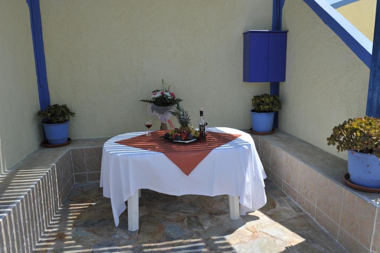 Darzenta Athina Beach Houses ペリヴォラス エクステリア 写真